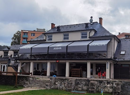 czechia/jeseniky/bar/restaurace-na-koupaku-jesenik