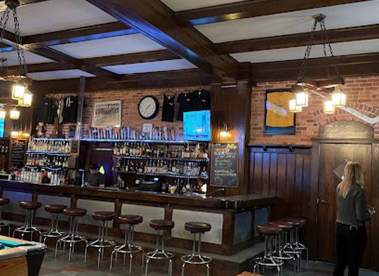massachusetts/mohawk-trail-state-forest/bar/the-mohawk-tavern