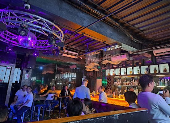 philippines/cebu-city/lahug/bar/envy-cocktail-lounge-bar