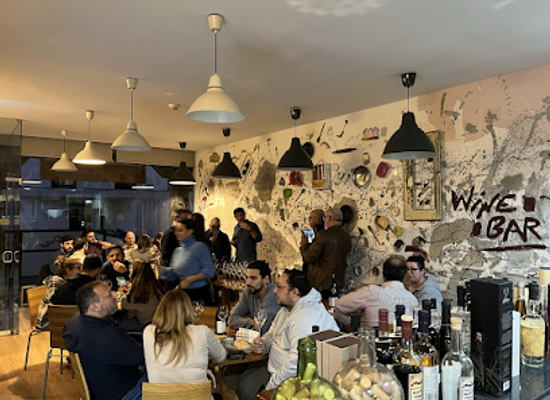 portugal/aveiro/bar/pop-up-wine-bar