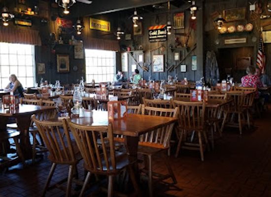 tennessee/reelfoot-lake-area/bar/cracker-barrel-old-country-store