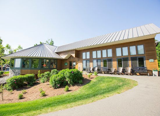 maine/franklin-county/bar/strokes-bar-and-grille