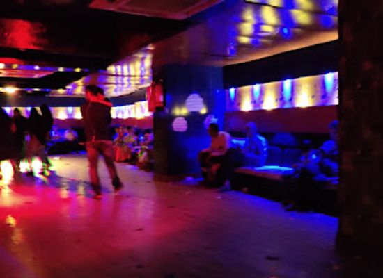 india/gujarat/bar/rewind-the-disc
