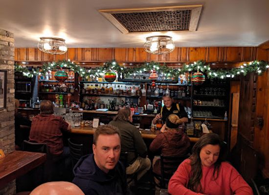 indiana/south-bend/downtown-south-bend/bar/the-hideaway-at-the-lasalle