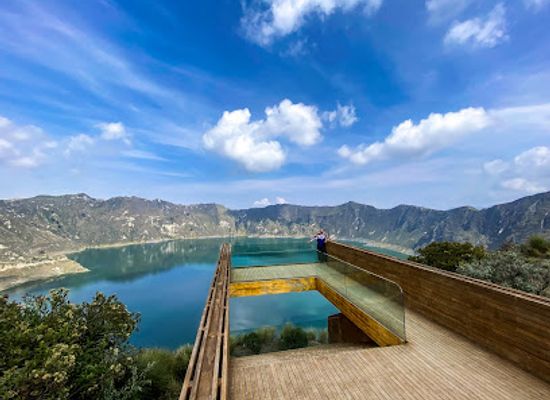 ecuador/napo-region/bar/quilotoa-loop