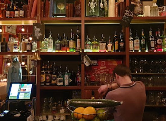 switzerland/geneva/bar/le-kraken