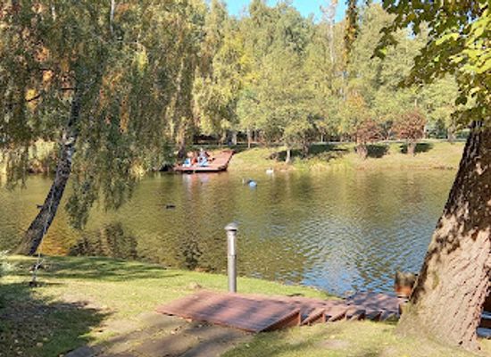 ukraine/kyiv-reservoir/bar/free-lounge-zone-hammock