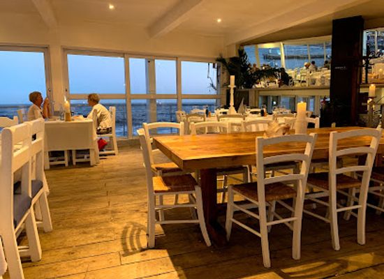south-africa/sunshine-coast/bar/harbour-house-kalk-bay