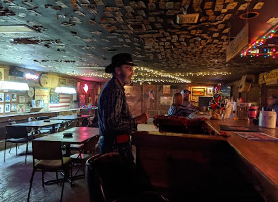 texas/south-texas/bar/hanging-tree-saloon