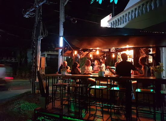thailand/phuket-province/bar/inspired-cocktails-and-wine