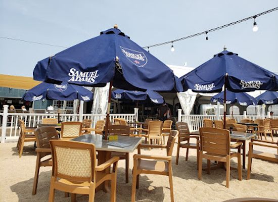 rhode-island/westerly/bar/paddy-s-beach-club