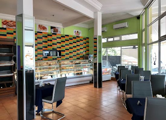the-gambia/upper-river-region/bar/rendezvous-grill-steak-house-and-cafe