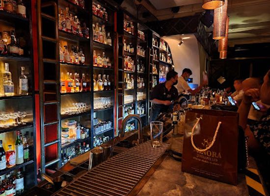 singapore/central-business-district/bar/28-hongkong-street
