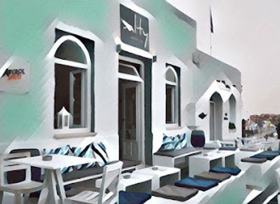 greece/cyclades/bar/salty-cocktail-bar