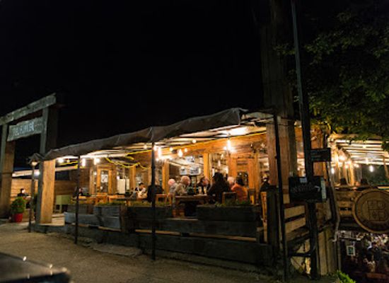 chile/valdivia/bar/the-bunker