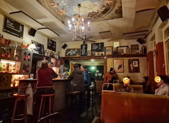 germany/nuremberg/gostenhof/bar/mops-von-gostenhof