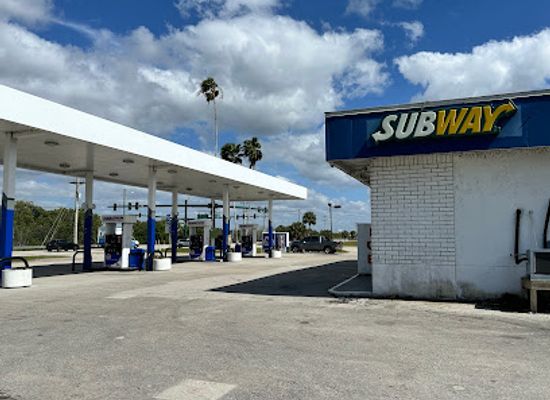 florida/fakahatchee-strand-preserve-state-park/bar/subway
