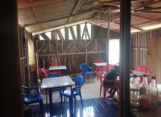 ghana/busua/bar/plantain-inn