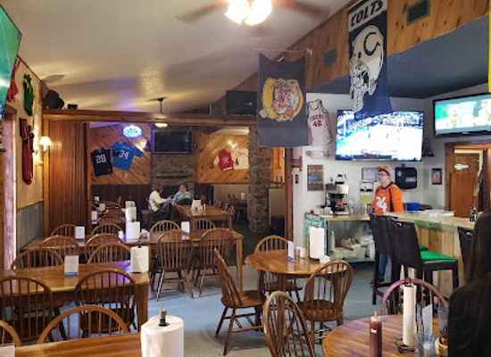 wyoming/wind-river-basin/bar/young-ducks-sports-bar-grill