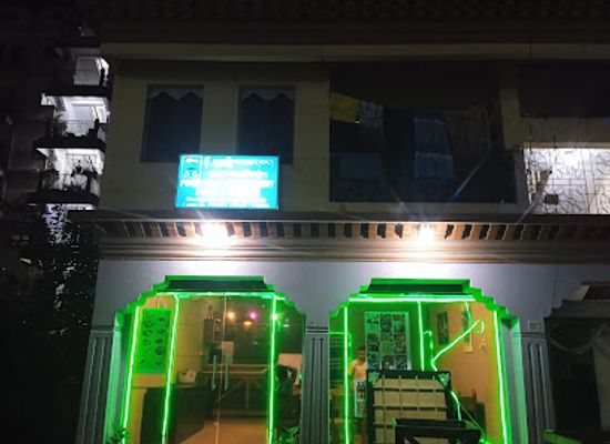 bhutan/phuentsholing/bar/food-villa-restaurant