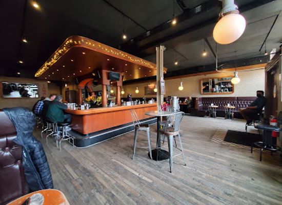 illinois/chicago/west-loop/bar/lone-wolf