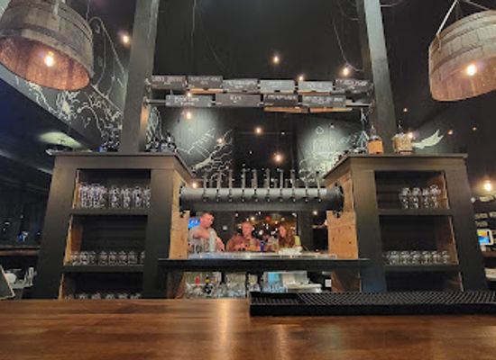 new-hampshire/white-mountains/bar/rek-lis-pint-house