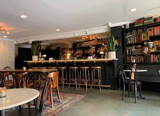 south-carolina/summerville/bar/the-azalea-bar-garden