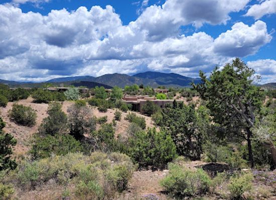 new-mexico/santa-fe-national-forest/bar/cross-of-the-martyrs