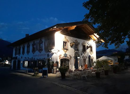 germany/bavarian-alps/bar/peaches-cocktailbar