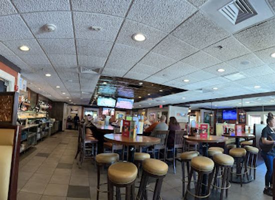 massachusetts/franklin-county/bar/99-restaurants