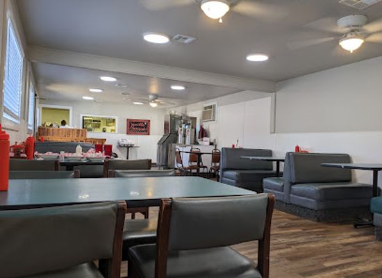 oklahoma/chickasaw-country/bar/home-plate-diner