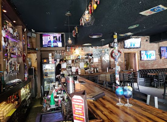 california/san-fernando-valley/bar/the-oaks-tavern