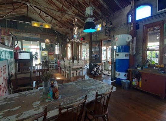 south-africa/little-karoo/bar/diesel-creme-and-the-karoo-moon-motel