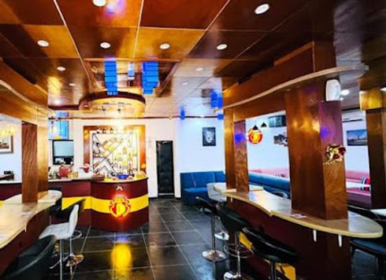 cameroon/mbam-djerem-national-park/bar/panamera-lounge