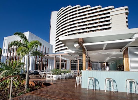 australia/gold-coast/broadbeach/bar/garden-kitchen-bar