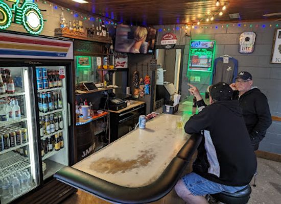 indiana/the-hoosier-national-forest/bar/bungalow-bar