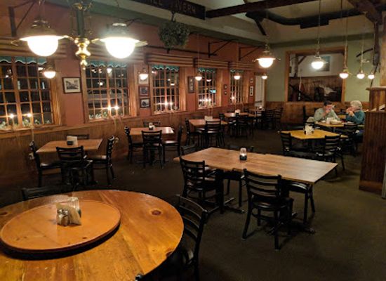 maine/oxford-county/bar/olde-mill-tavern
