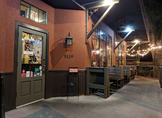 florida/tampa/seminole-heights/bar/ella-s-americana-folk-art-cafe