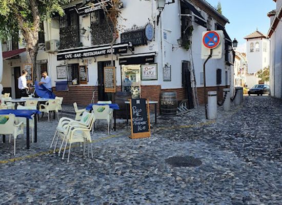 spain/granada/albaicin/bar/kiki-vinos-y-otras-cosas