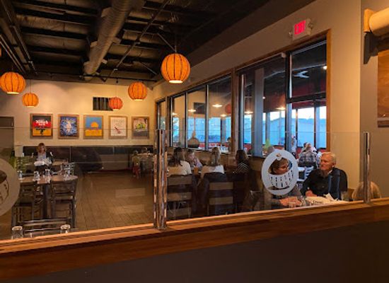 michigan/warren-dunes-state-park/bar/round-barn-brewery-public-house
