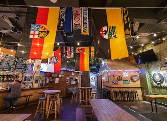 new-york/syracuse/bar/wolff-s-biergarten