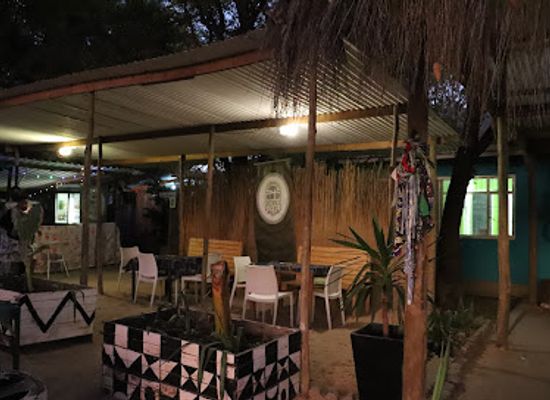 botswana/okavango-delta/bar/kwagancinci