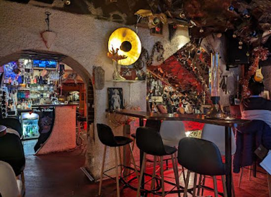 bosnia-and-herzegovina/sarajevo-surroundings/bar/pink-houdini