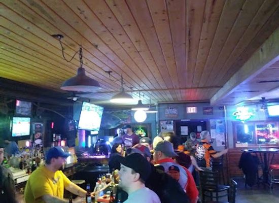 wisconsin/chippewa-valley/bar/burly-s