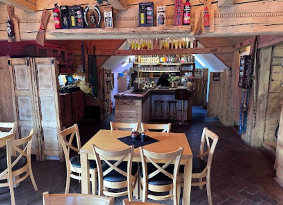 poland/silesian-beskids/bar/restauracja-markowa-destylarnia