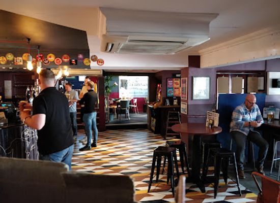 united-kingdom/warwickshire/bar/the-clarendon-leamington-spa