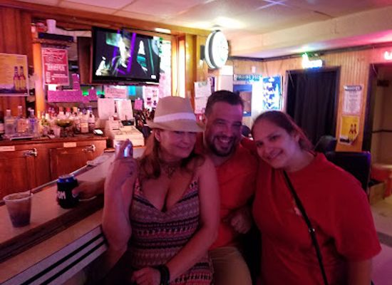 illinois/quad-cities/bar/casey-s-tavern
