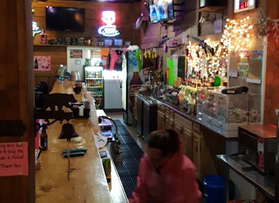 minnesota/white-earth-indian-reservation/bar/liquor-pigs