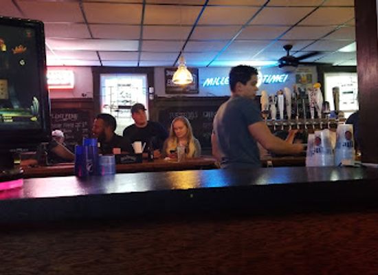 illinois/metro-east/bar/spike-s-pub-grub-bar