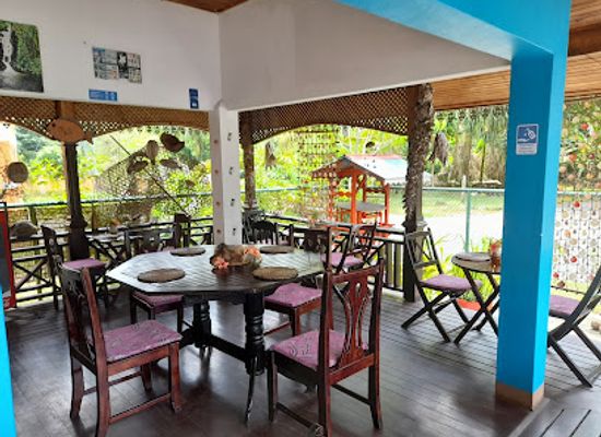 seychelles/ile-aux-vaches-marines/bar/island-cafe